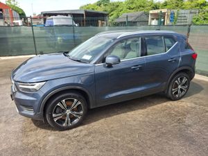 221 Volvo XC40  Phev T4 Inscription 1.5 Hybrid - Image 4