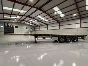 NEW 2026 KASSBOHRER TRI-AXLE F  FLAT TRAILER - Image 4