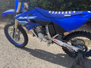 2025 Yamaha YZ 125 - Image 3