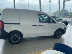 Renault Kangoo 2023 - Image 4