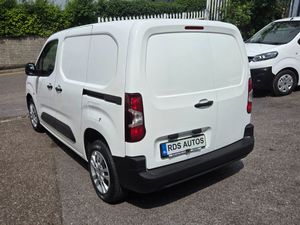 🔥22 OPEL COMBO 3SEATS🔥 - Image 4