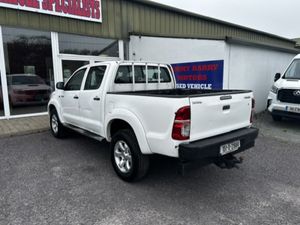 2015 Toyota Hilux ACTIVE 4X4 D-4D D'CAB 2.5144BHP - Image 3