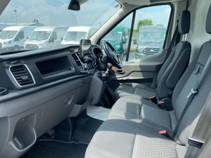 Ford Transit 350L LIMITED EDITION 2.0TD185 M6 F FW - Image 4