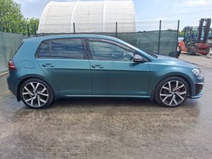 2015 Vw Golf 2.0 TDI Automatic - Image 2