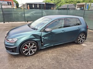 2015 Vw Golf 2.0 TDI Automatic - Image 4