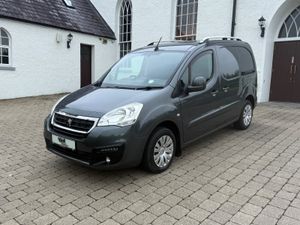 2017 (172) Peugeot Partner ProfessionalPlus NO VAT - Image 2