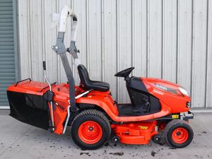 2025 Kubota GR2120 Lawnmower - Image 2