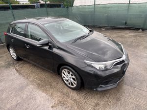162 Toyota Auris D4D Light damage - Image 2