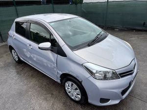 2012 Toyota Vitz Automatic 82km - Image 3