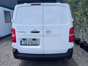 2023 Opel Vivaro - 68’000 kms / LWB - Image 3