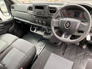 Renault Master FWD LM35 Blue dCi 135 Business+ - Image 4