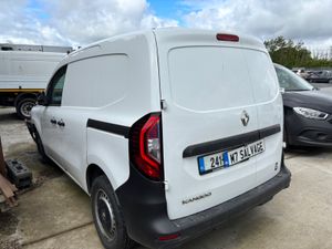 24 Kangoo Van 1.5 Diesel 27km Sarting - Image 4