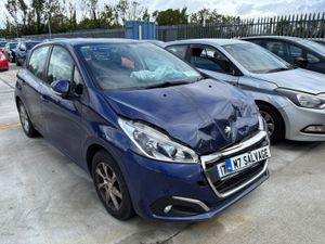 17 Peugeot 208 Active 1.2 petrol 50km - Image 2