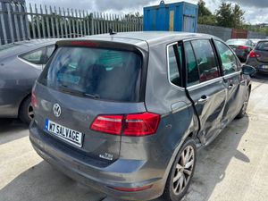 17 Golf SV HL 1.2 Petrol NCT+Tax 3/27 120km Drives - Image 3