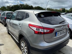 15 Qashqai Diesel no damage 140k miles drive home - Image 4
