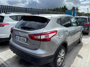 15 Qashqai Diesel no damage 140k miles drive home - Image 3