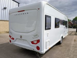 2021 COACHMAN VIP 565 - Image 3