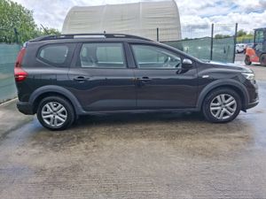 231 Dacia Jogger Expression  1.0 Petrol - Image 4