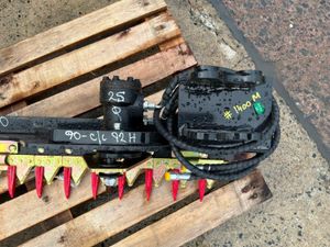 New / unused Finger bar mini digger hedge cutter.. - Image 3