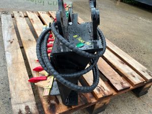 New / unused Finger bar mini digger hedge cutter.. - Image 4