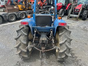 Iseki TL2500 Compact Tractor - Image 4