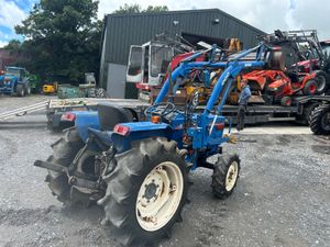 Iseki TL2500 Compact Tractor - Image 3