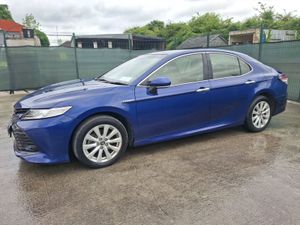 202 Toyota Camry  Hybrid  Automatic..Drive away - Image 4