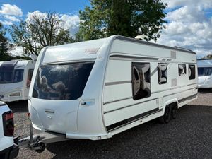 2019 Fendt Le Vogue 700 6 Berth Fix Bed Caravan - Image 3