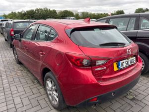 16 Mazda 3 Petrol 2.0 No damage driving LOW MILES - Image 4