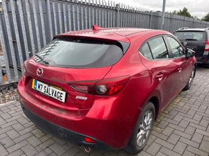 16 Mazda 3 Petrol 2.0 No damage driving LOW MILES - Image 3