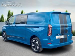 Ford Transit Custom SPORT Double Cab PHEV - Image 3