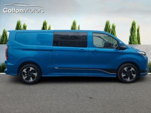 Ford Transit Custom SPORT Double Cab PHEV - Image 4