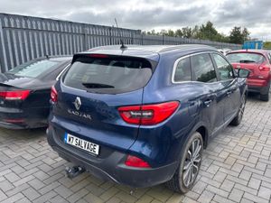 18 Kadjar S NAV 1.5 Diesel No damage drive home - Image 3