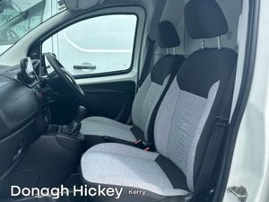 Fiat Fiorino FIORINO 1.3 95BHP  SX 2DR - Image 4