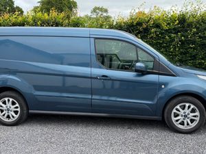 2018 Ford Transit Connect Limited LWB - Image 2
