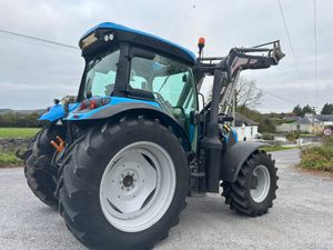 2018 Landini 6-120C with Loader - Image 3