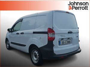 Ford Transit Courier - Image 2
