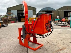 New / unused tractor pto wood chipper / shredder.. - Image 4