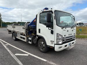 Isuzu Crane Truck - Image 2