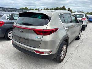 18 Sportage Platinum 1.7 Diesel 230km Drives - Image 3