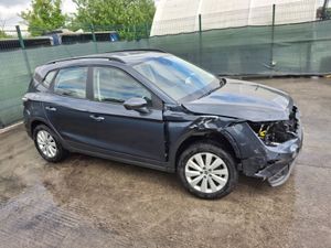 242 Seat Arona  1.0 Tsi  Manual - Image 3