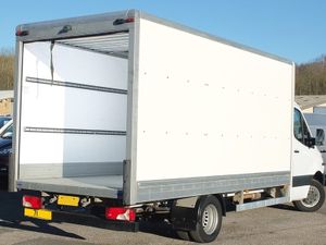 VB - 2022 Mercedes-Benz Sprinter Luton Box Van - Image 3