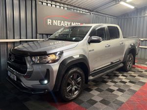 2024 Toyota Hilux 2.8 Manual 5 Seat N1 - Image 4
