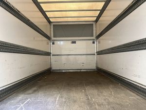 VB - 2022 Ford Transit Luton Box Van - Image 2