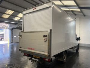 VB - 2022 Ford Transit Luton Box Van - Image 3