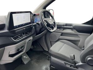 Ford Transit Custom LIMITED - Image 3