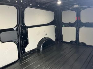 Ford Transit Custom LIMITED - Image 4