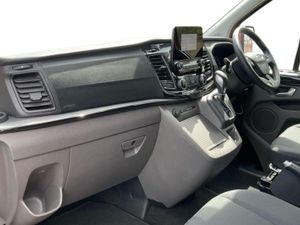 Ford Tourneo Custom 2.0 320 EcoBlue Zetec Minibus - Image 3