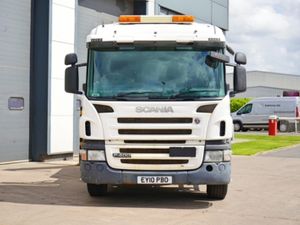 2010 SCANIA P-400 4X2 SKIP LOADER (DRAW-BAR SPEC) - Image 2