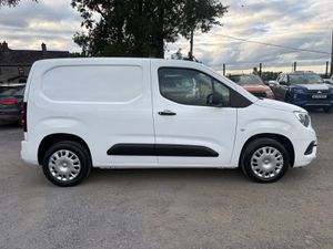 Vauxhall Combo - Image 3
